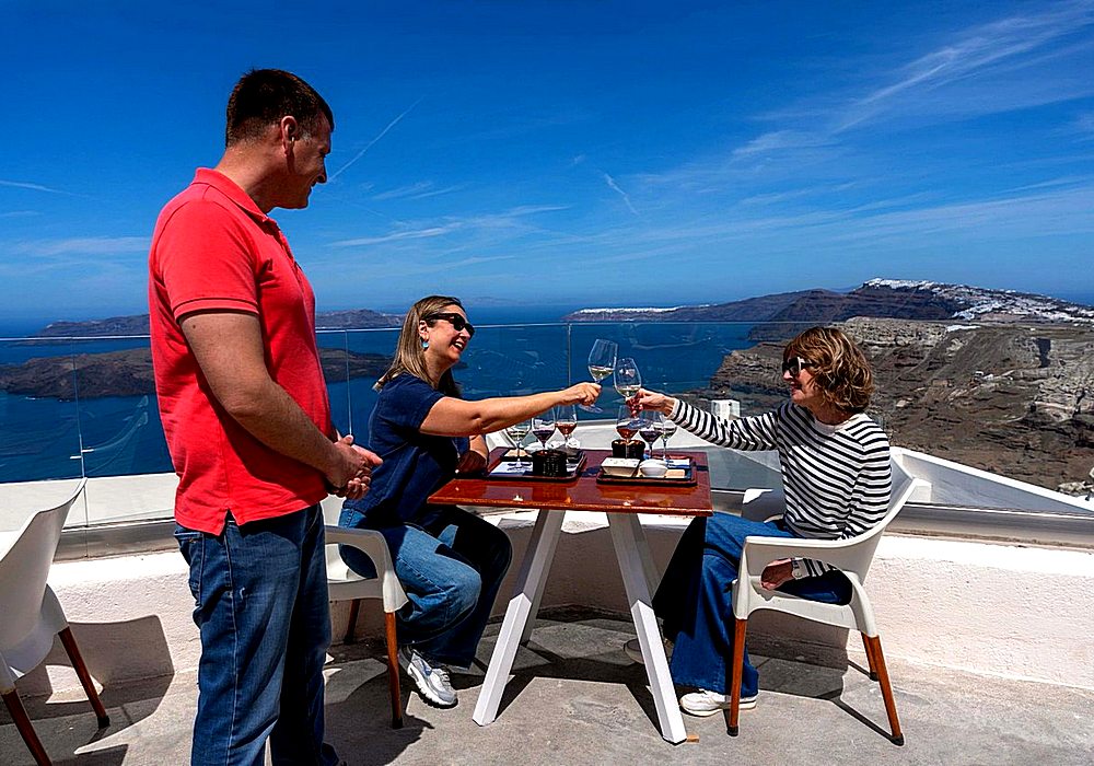 santorini-island-tour-flavors-of-santorini-img8